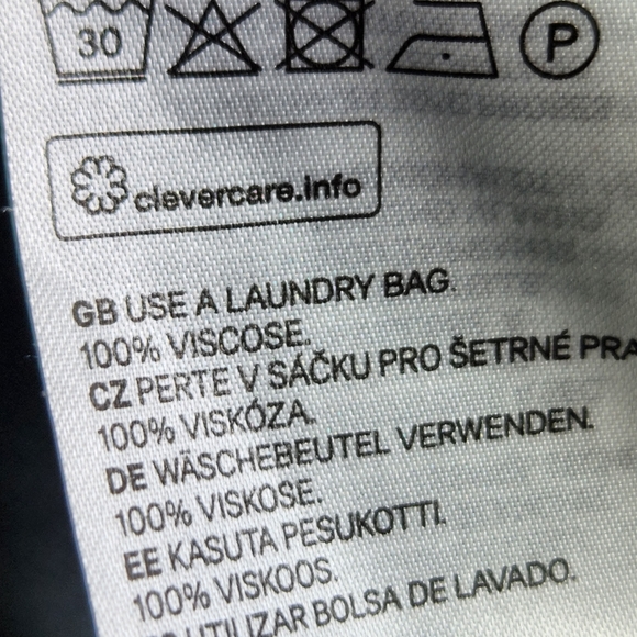 H&M Blue/Green Lace Front Neckline Sleeveless Top Size Medium - Picture 8 of 8